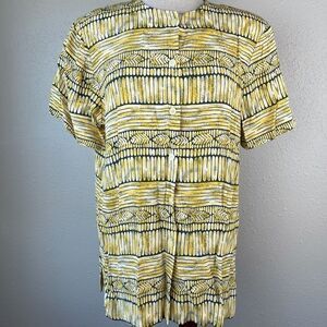 Chaus Short Sleeve Collarless Button Down Shirt and Matching Skirt EUC